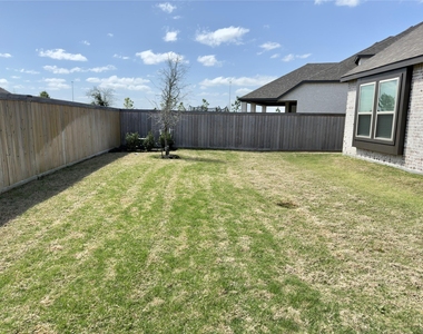 15206 Cortines Court - Photo Thumbnail 27