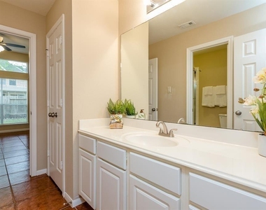3926 Palace Springs - Photo Thumbnail 7
