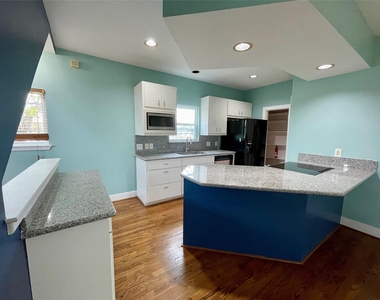 5901 Fairdale Lane - Photo Thumbnail 6