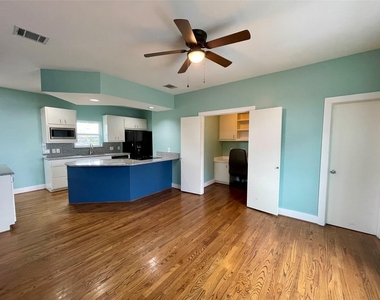 5901 Fairdale Lane - Photo Thumbnail 8