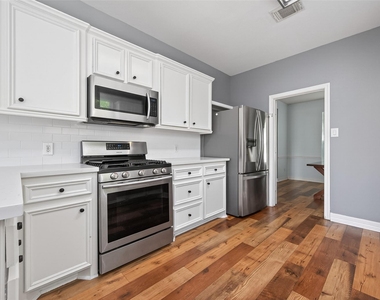 232 Doncaster Street - Photo Thumbnail 12