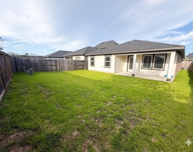 4946 Pine Haven Lane - Photo Thumbnail 19