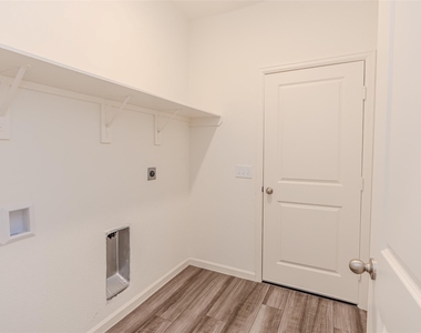 6307 Highland Heights Dr - Photo Thumbnail 16