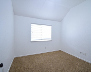 34 S Rambling Ridge Place - Photo Thumbnail 35