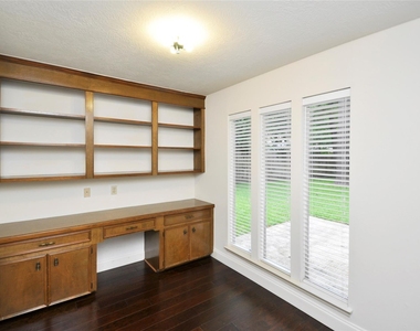 17526 Teal Forest Lane - Photo Thumbnail 6