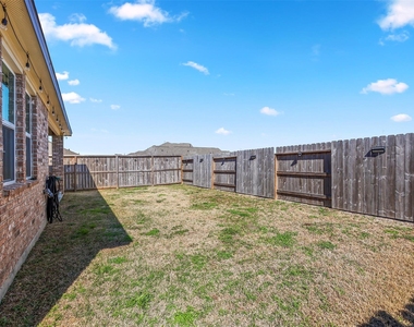 2116 Sweet Bay Drive - Photo Thumbnail 28