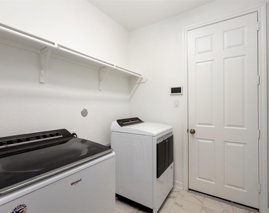 2116 Sweet Bay Drive - Photo Thumbnail 26