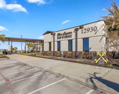 2116 Sweet Bay Drive - Photo Thumbnail 38