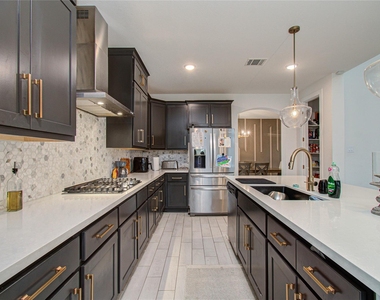 4211 Limestone Terrace - Photo Thumbnail 9