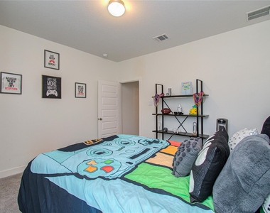4211 Limestone Terrace - Photo Thumbnail 27