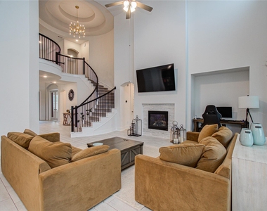 4211 Limestone Terrace - Photo Thumbnail 10