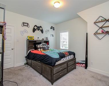 4211 Limestone Terrace - Photo Thumbnail 26