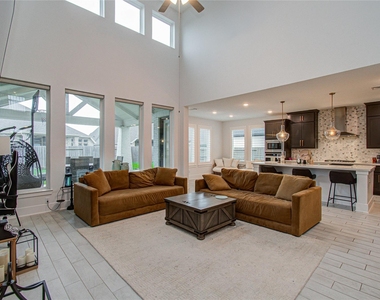 4211 Limestone Terrace - Photo Thumbnail 12
