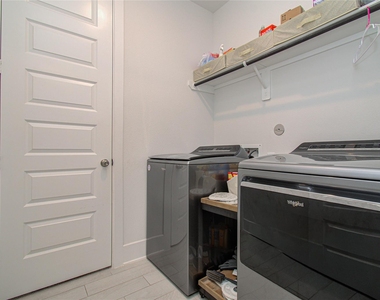 4211 Limestone Terrace - Photo Thumbnail 29