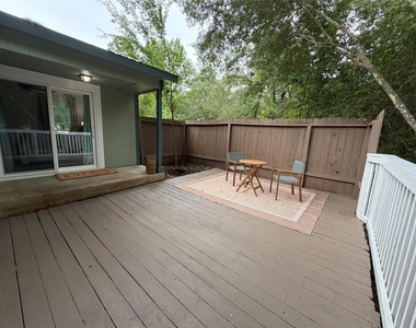 1 Laurel Oak Place - Photo Thumbnail 22