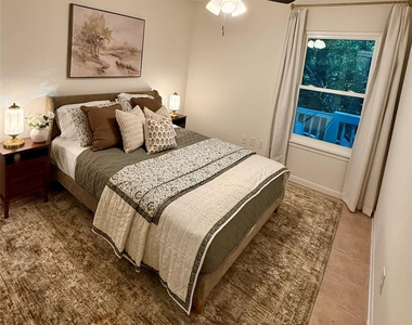 1 Laurel Oak Place - Photo Thumbnail 18