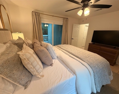 1 Laurel Oak Place - Photo Thumbnail 11