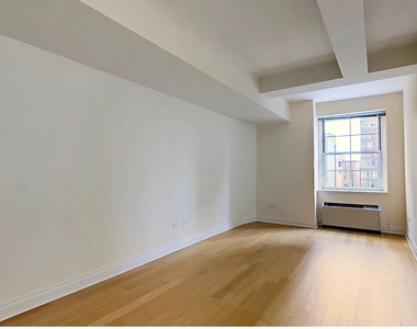 21 West Street, Unit 21b - Photo Thumbnail 1