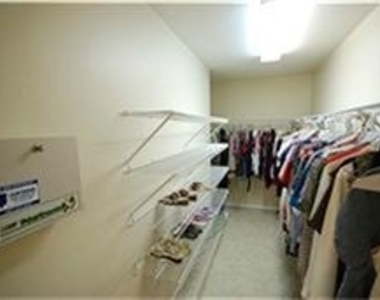 15518 Town Green Drive - Photo Thumbnail 7