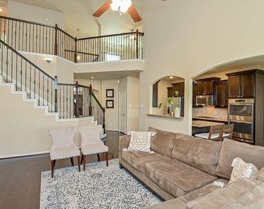 11743 Rastello Lane - Photo Thumbnail 21