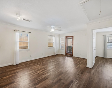 4401 Marina Street - Photo Thumbnail 3