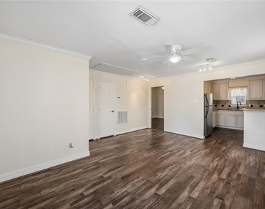 4401 Marina Street - Photo Thumbnail 2