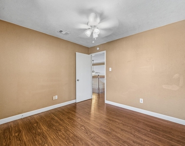 11510 Pagoda Drive - Photo Thumbnail 18