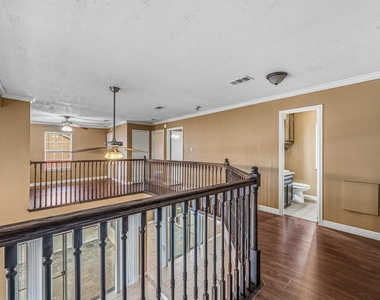 11510 Pagoda Drive - Photo Thumbnail 11