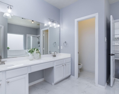 28610 Hidden Cove Drive - Photo Thumbnail 21