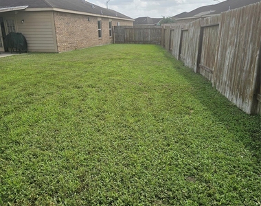 5122 Sunny Parke Lane - Photo Thumbnail 11