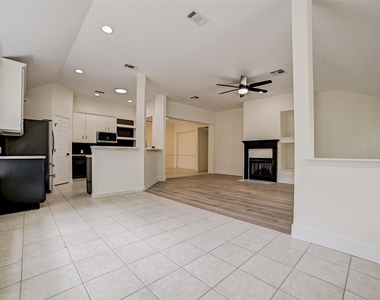 70 Camber Pine Place - Photo Thumbnail 13