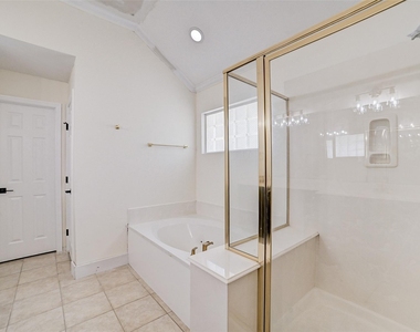 70 Camber Pine Place - Photo Thumbnail 27