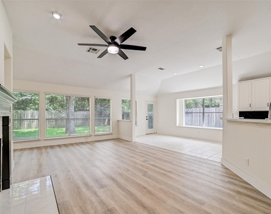 70 Camber Pine Place - Photo Thumbnail 9