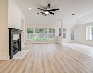 70 Camber Pine Place - Photo Thumbnail 10