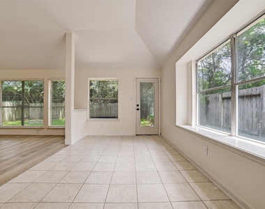 70 Camber Pine Place - Photo Thumbnail 19