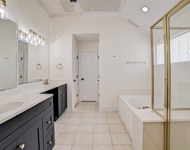 70 Camber Pine Place - Photo Thumbnail 23