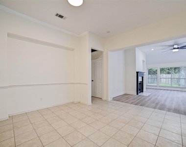 70 Camber Pine Place - Photo Thumbnail 14