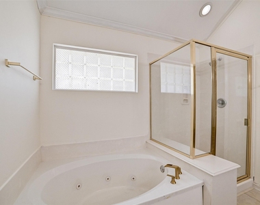 70 Camber Pine Place - Photo Thumbnail 28