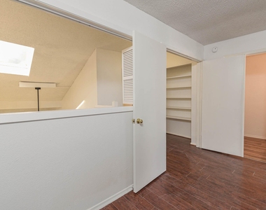 12906 Leader Street - Photo Thumbnail 14