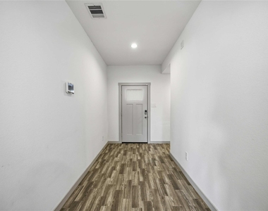 7127 Whispering Leaf Street - Photo Thumbnail 5