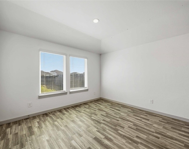 7127 Whispering Leaf Street - Photo Thumbnail 14