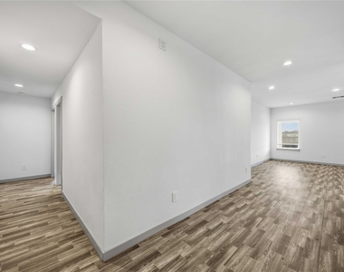 7127 Whispering Leaf Street - Photo Thumbnail 9