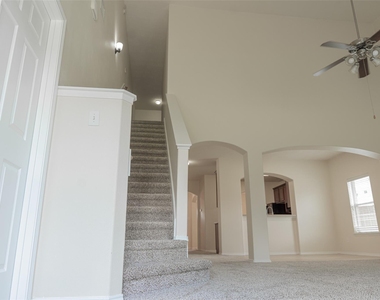 1902 Vernal Glen Cir - Photo Thumbnail 37