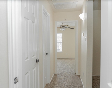 1902 Vernal Glen Cir - Photo Thumbnail 43