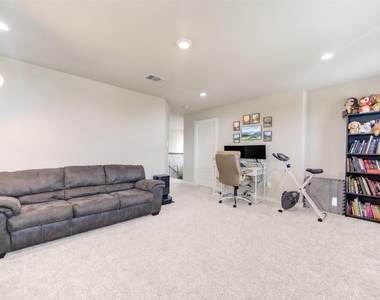 12539 Colchester Creek Court - Photo Thumbnail 16
