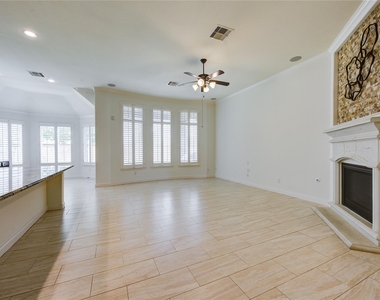25642 Luna Vista Lane - Photo Thumbnail 15