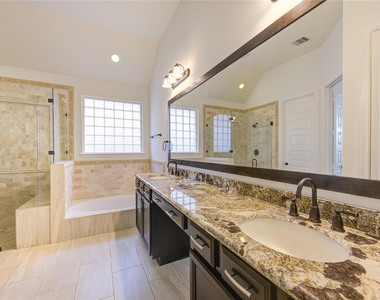 25642 Luna Vista Lane - Photo Thumbnail 31