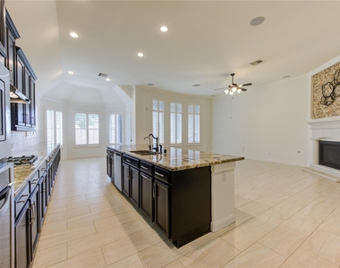 25642 Luna Vista Lane - Photo Thumbnail 24