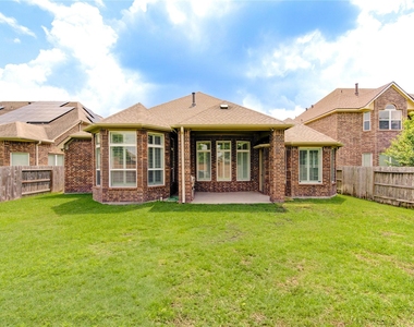 25642 Luna Vista Lane - Photo Thumbnail 43