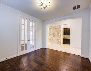 25642 Luna Vista Lane - Photo Thumbnail 9